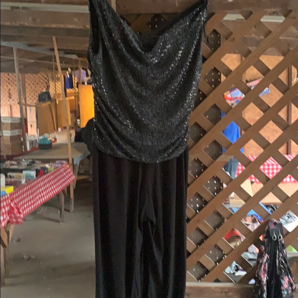 Evening wear